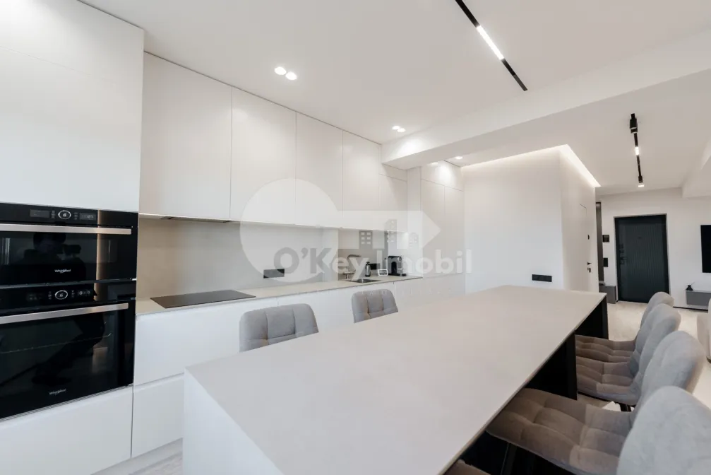 Apartament, Centru, MELESTIU