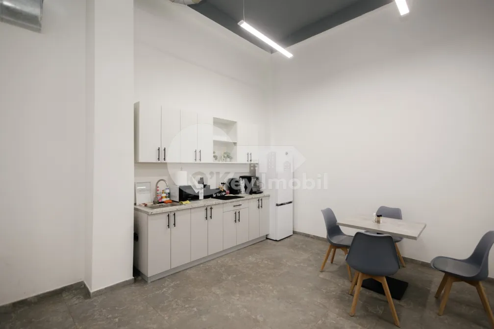 Spațiu comercial, Botanica, DECEBAL