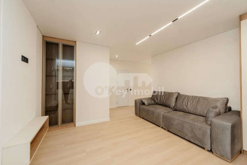 Apartament, Buiucani, VASILE LUPU