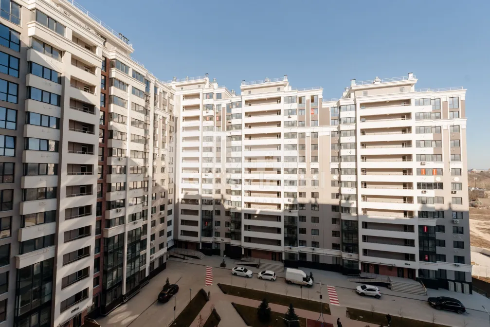 Apartament, Buiucani, VASILE LUPU