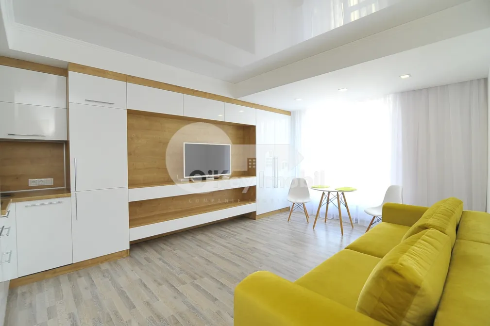 Apartament, Centru, MELESTIU