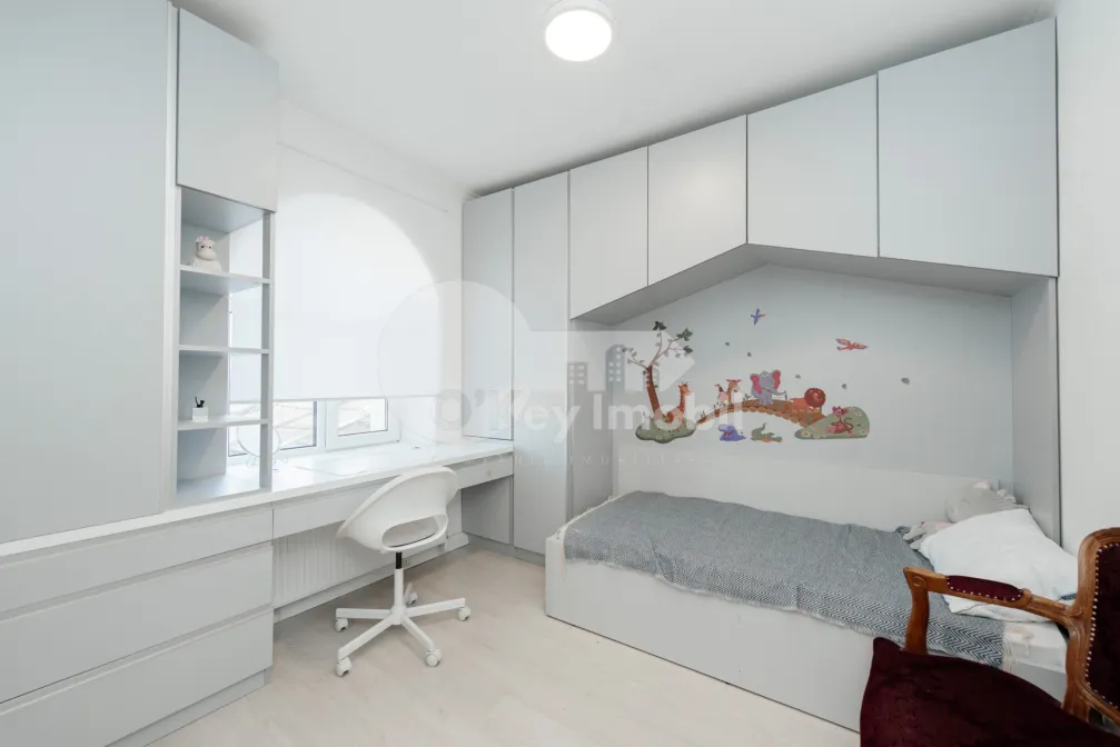 Casă, Centru, ANTON CRIHAN