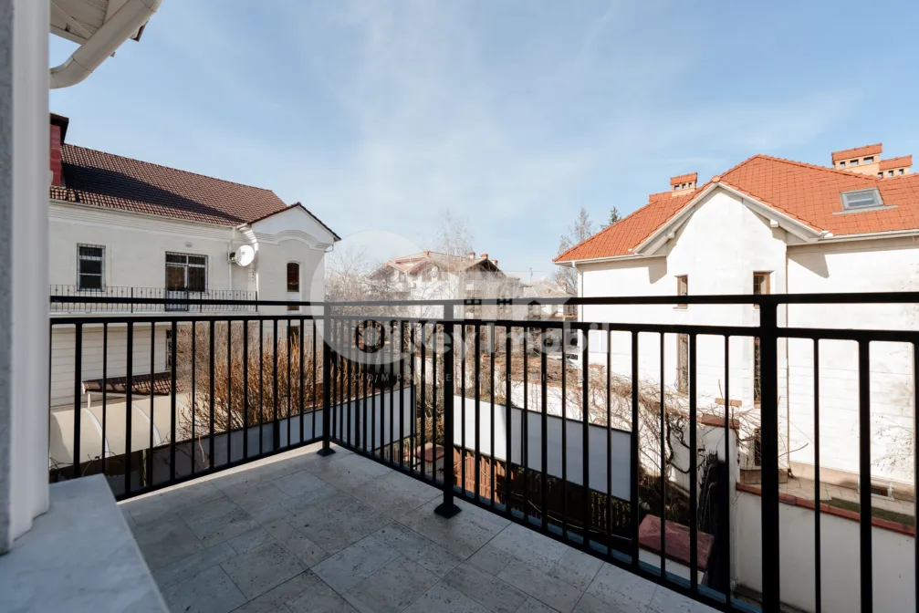 Casă, Centru, ANTON CRIHAN