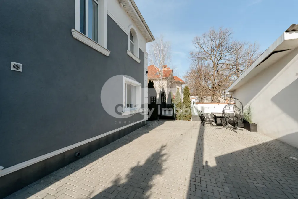 Casă, Centru, ANTON CRIHAN