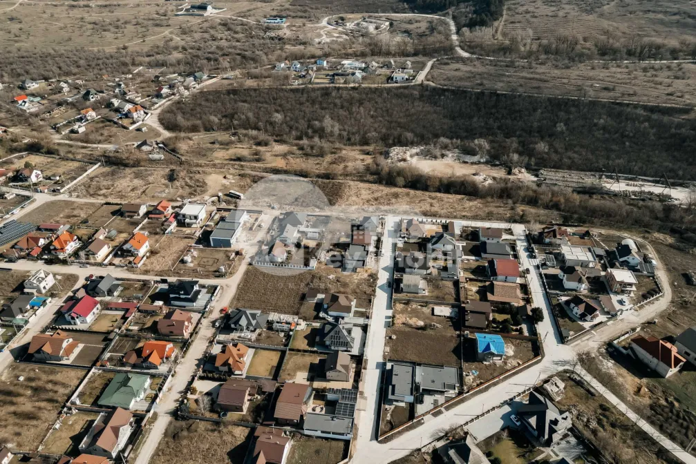 Teren, MĂGDĂCEȘTI