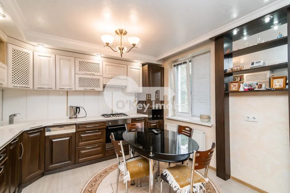 Apartament, Botanica, NICOLAE GRĂDESCU