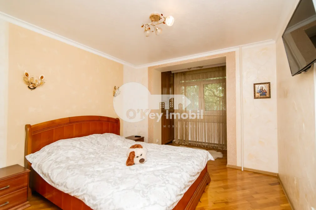 Apartament, Botanica, NICOLAE GRĂDESCU
