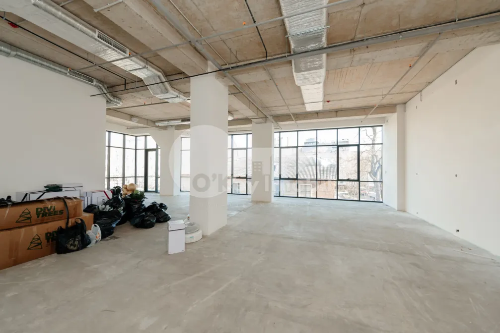 Spațiu comercial, Râșcani, GRIGORE VIERU