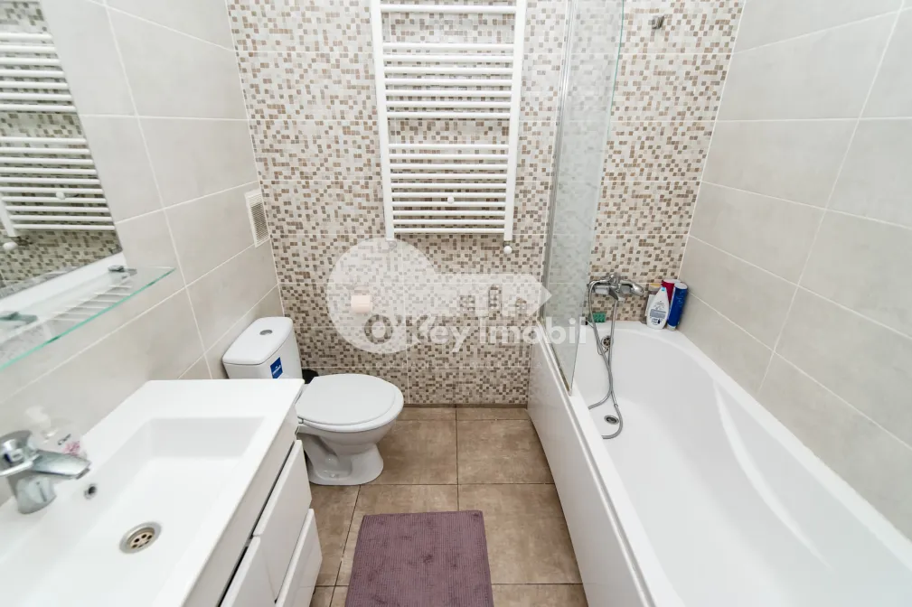 Apartament, Centru, MELESTIU