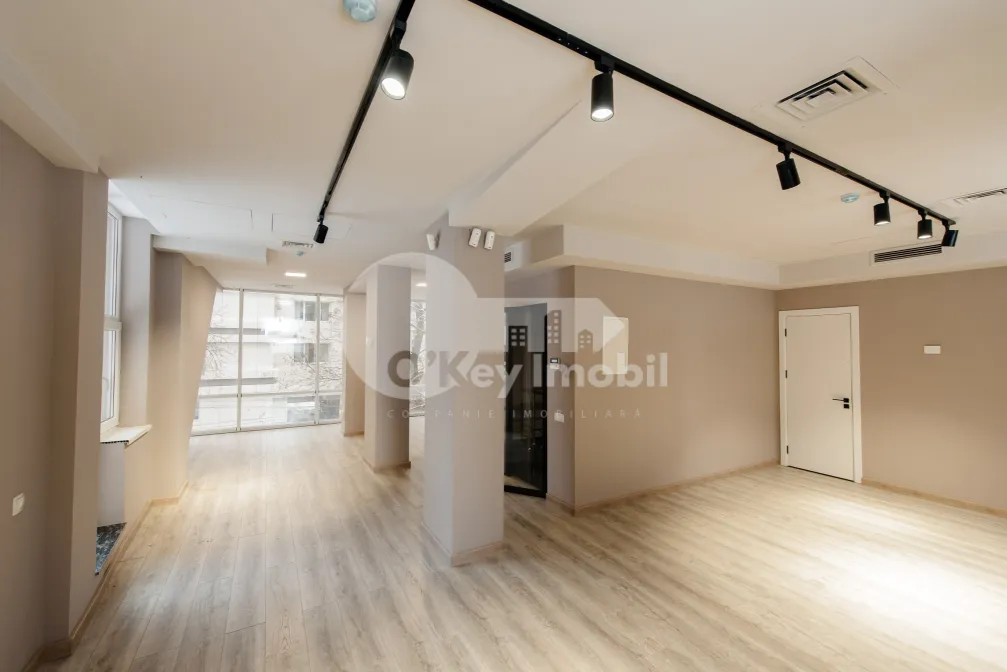 Oficiu, Centru, ALEXANDR PUȘKIN