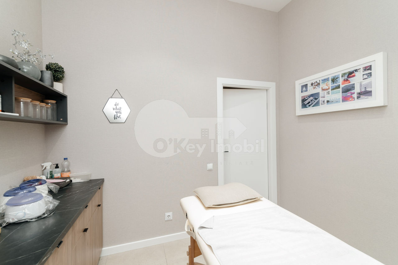 Офис, Центр, ПЕТРУ МОВИЛЭ