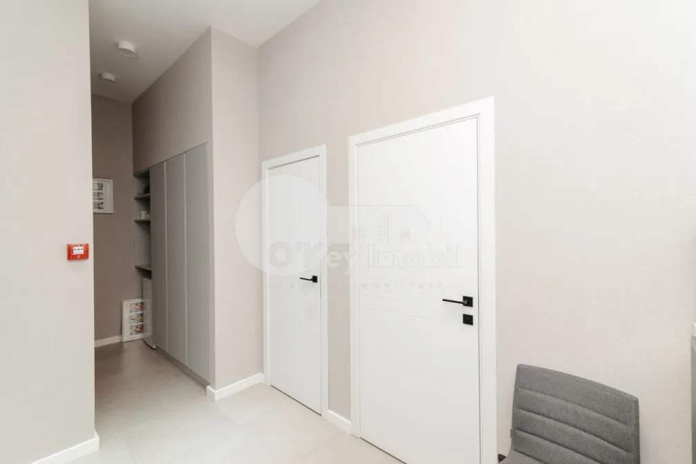 Oficiu, Centru, PETRU MOVILĂ