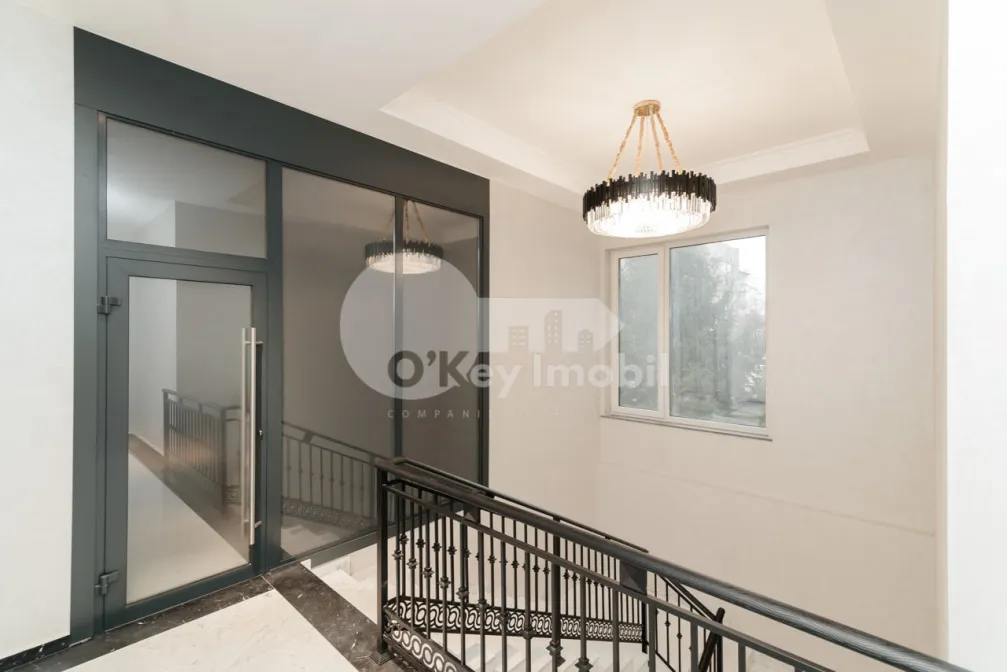 Oficiu, Centru, PETRU MOVILĂ