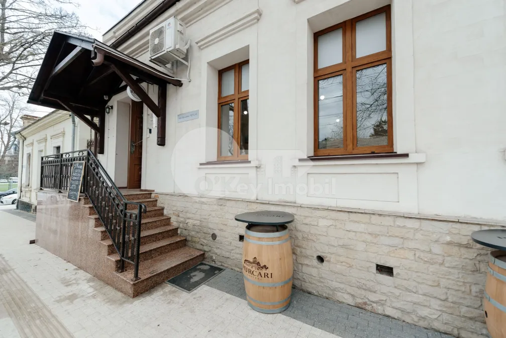 Oficiu, Centru, ALEXEI ȘCIUSEV