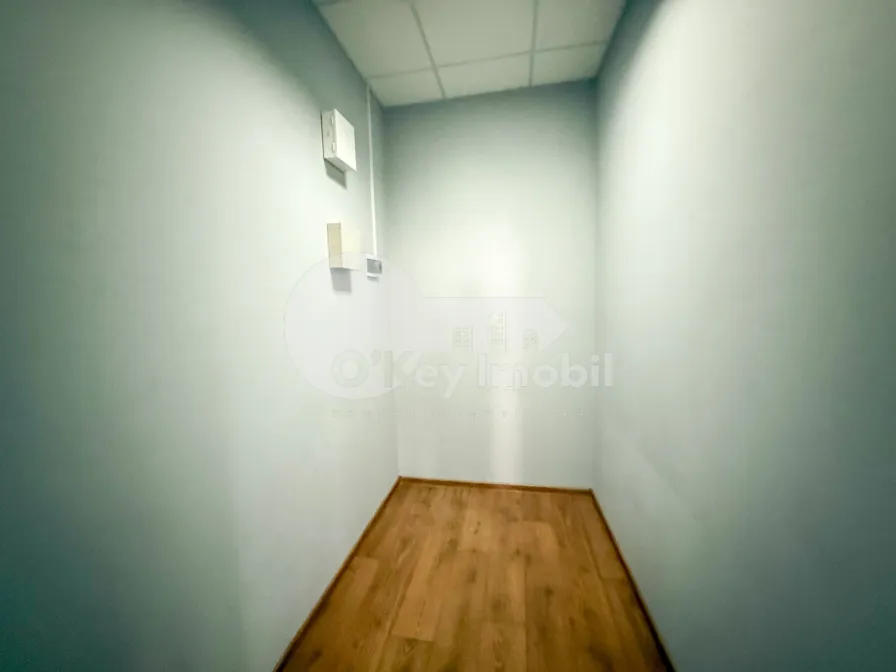 Офис, Центр, ЩУСЕВА