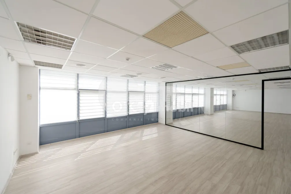 Oficiu, Centru, ȘTEFAN CEL MARE