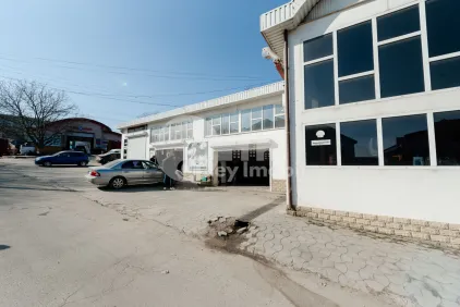 Spațiu comercial, Buiucani, LIVIU DELEANU