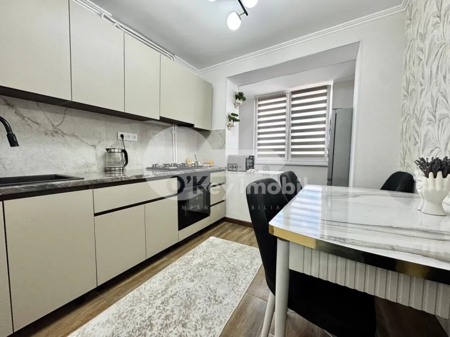 Apartament, Poșta Veche, IAZULUI