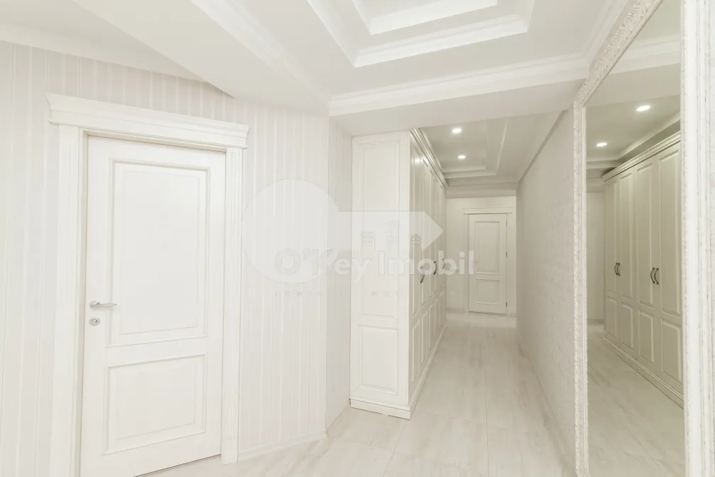 Apartament, Centru, MELESTIU