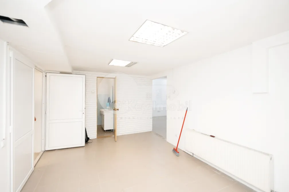 Комм. помещение, Ботаника, ВАРШАВСКАЯ