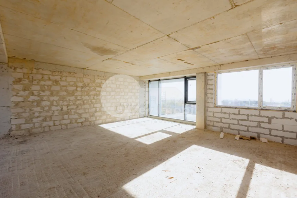 Townhouse, STĂUCENI