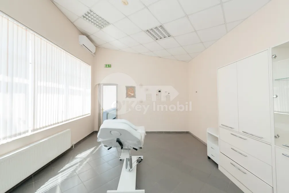 Oficiu, Botanica, DACIA