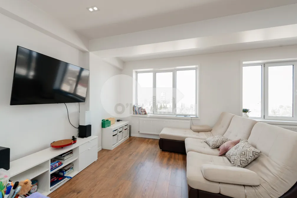 Apartament, Buiucani, GHIOCEILOR