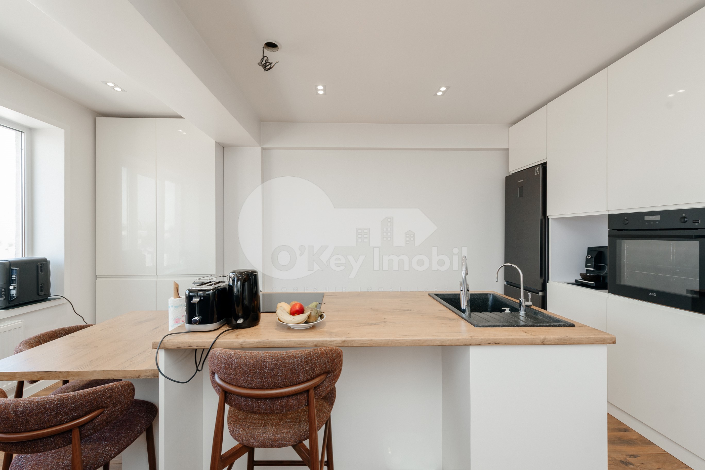 Apartament, Buiucani, GHIOCEILOR