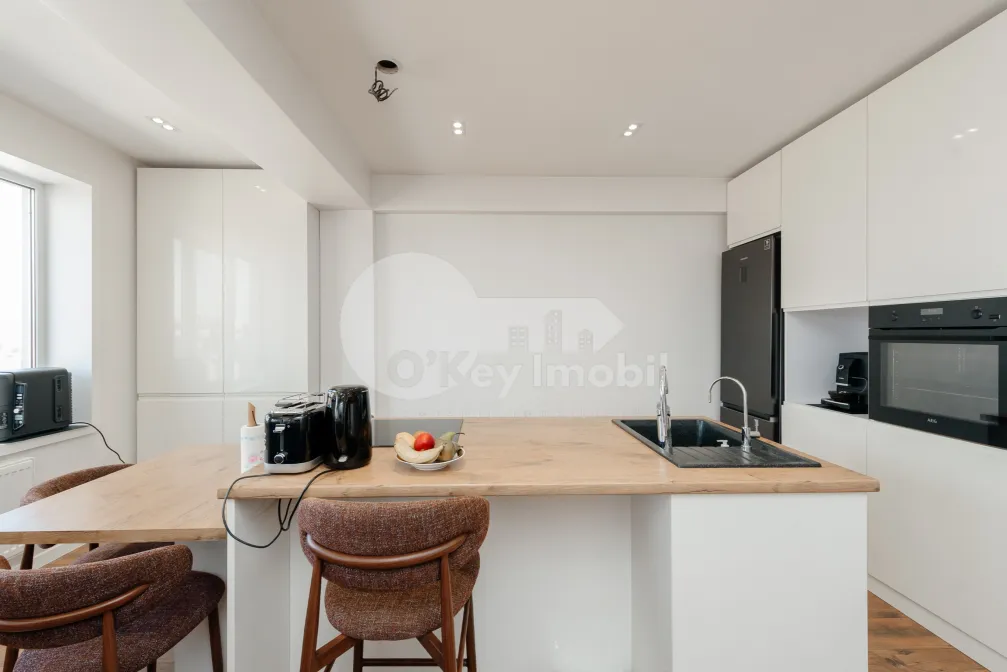 Apartament, Buiucani, GHIOCEILOR