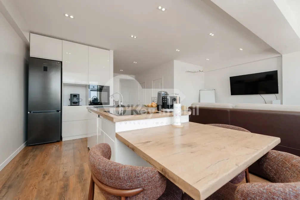 Apartament, Buiucani, GHIOCEILOR