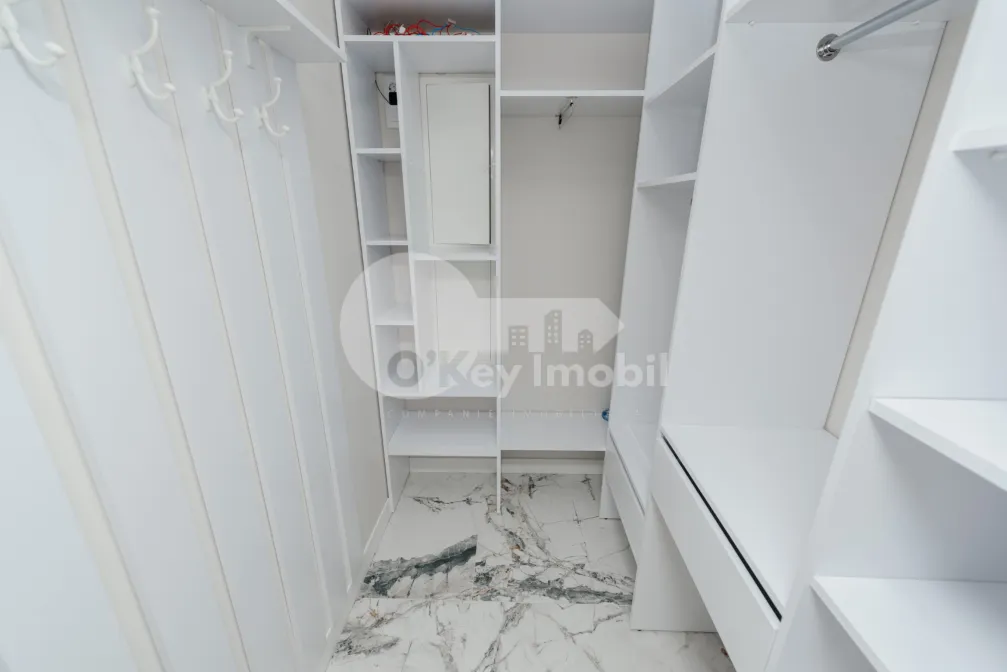 Penthouse, Centru, COLUMNA