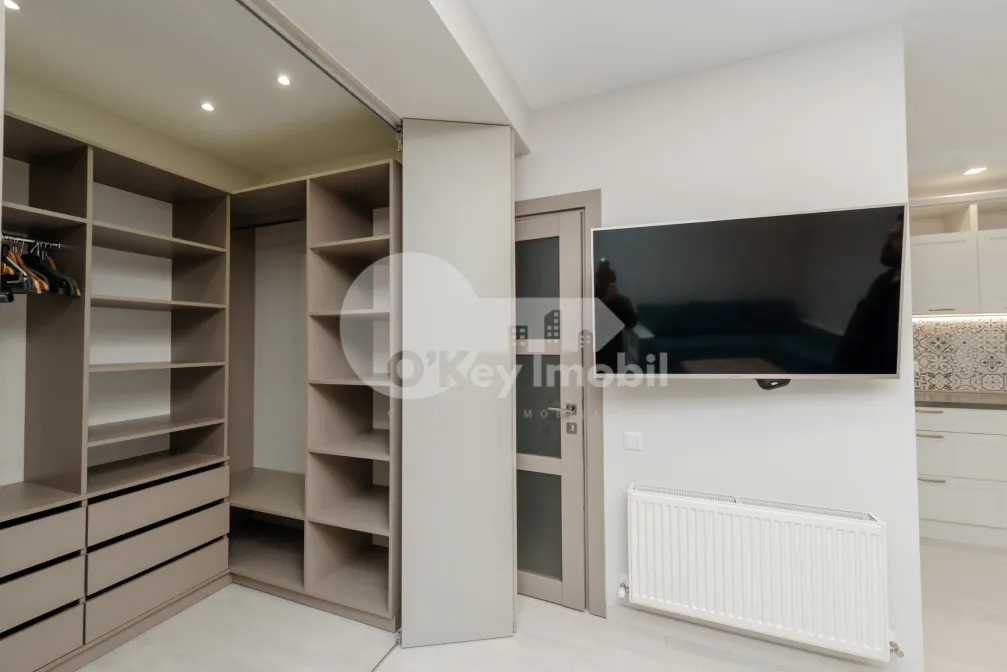 Apartament, Poșta Veche, CEUCARI