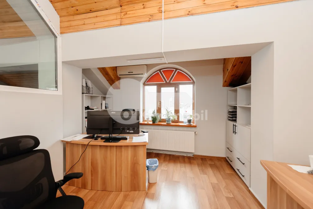 Комм. помещение, Чеканы, ДЖИНТА ЛАТИНЭ