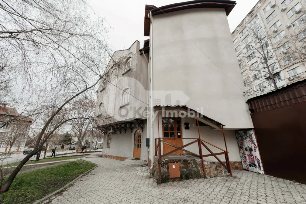 Комм. помещение, Чеканы, ДЖИНТА ЛАТИНЭ