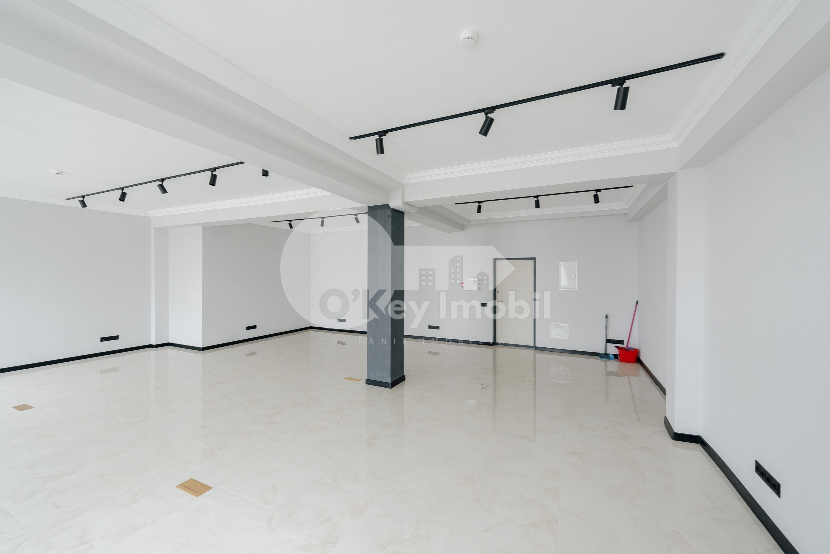 Oficiu, Centru, MIHAI EMINESCU