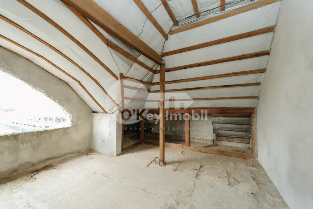 Дом, Буюканы, ИОН ЛУКА КАРАДЖАЛЕ