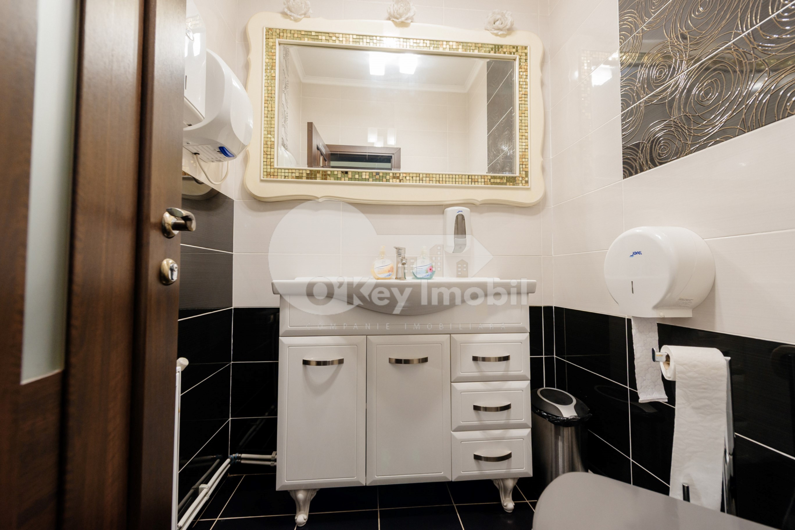 Комм. помещение, Буюканы, ИОН ЛУКА КАРАДЖАЛЕ