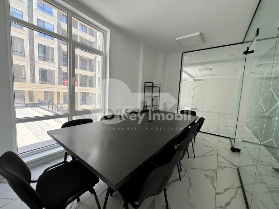 Oficiu, Centru, MIHAI EMINESCU