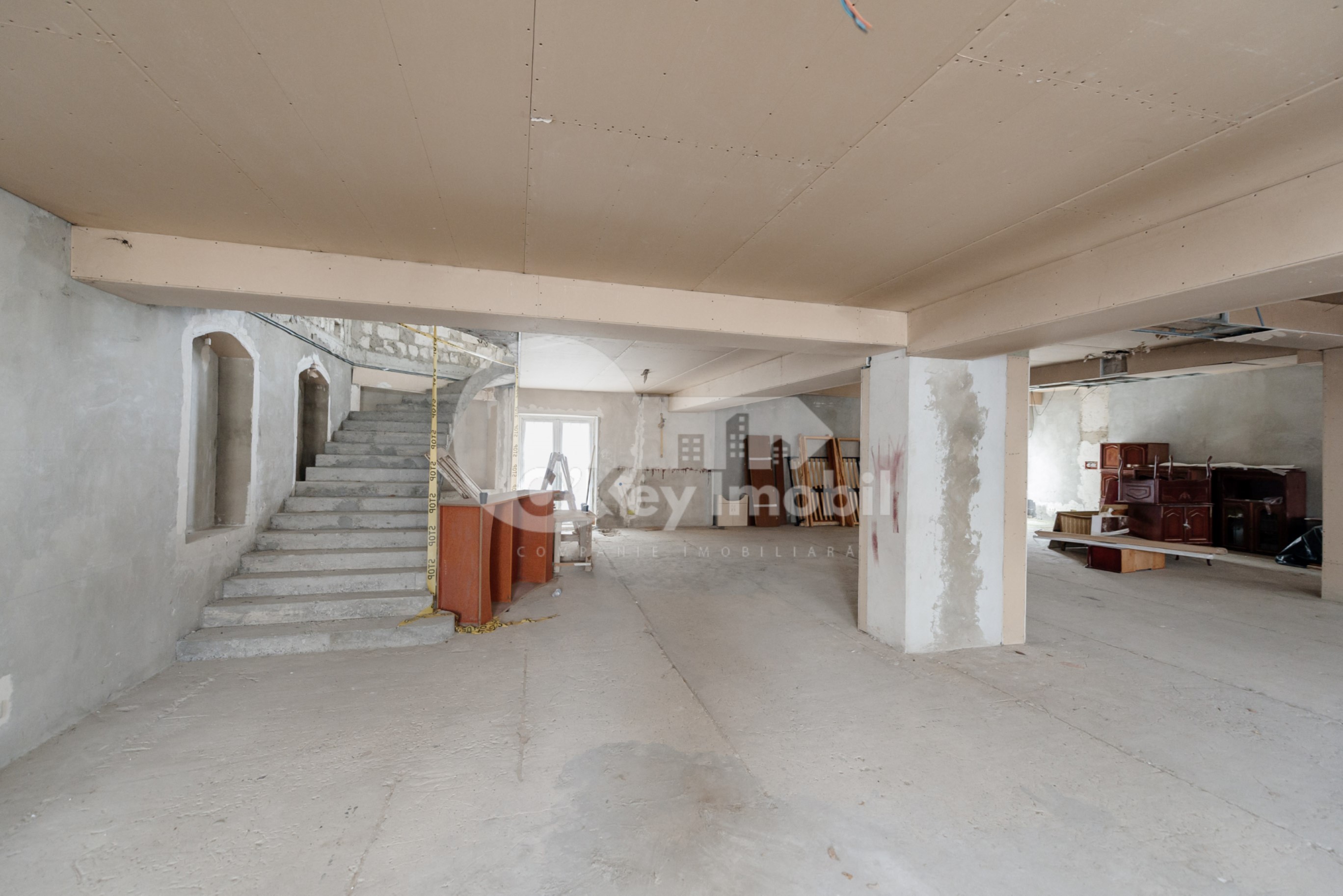 Комм. помещение, Центр, МИХАЙ ЕМИНЕСКУ