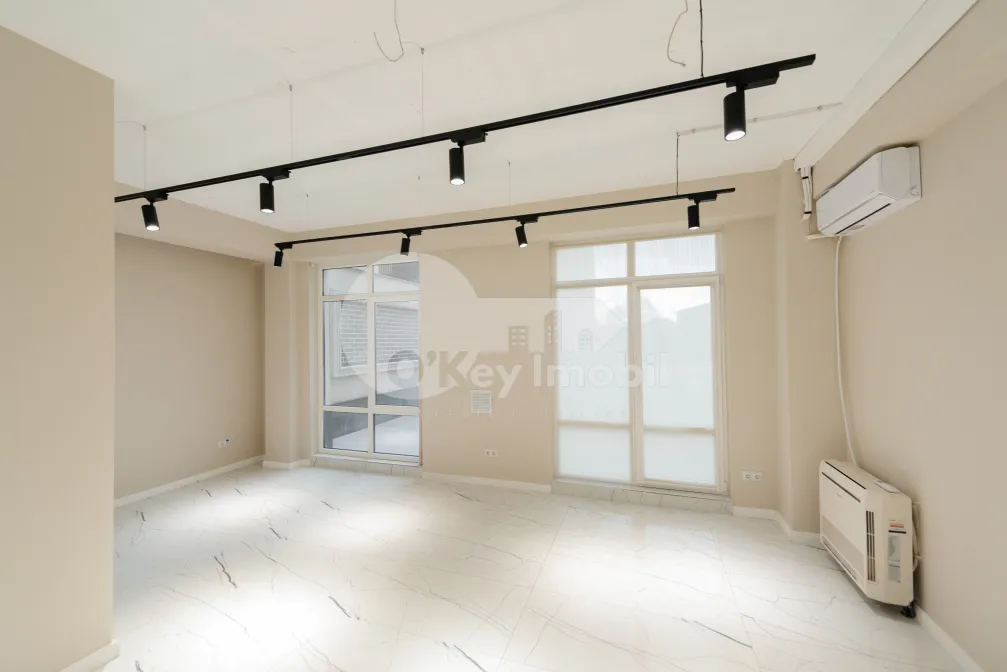 Офис, Центр, МИХАЙ ЕМИНЕСКУ