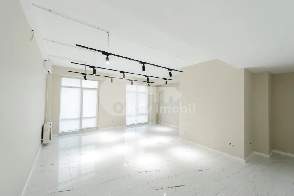 Oficiu, Centru, MIHAI EMINESCU