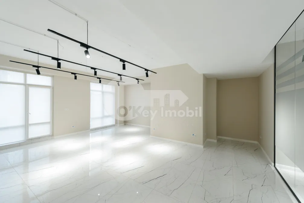 Oficiu, Centru, MIHAI EMINESCU