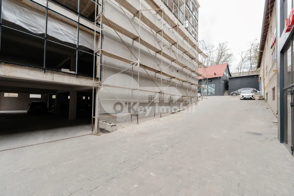 Склад, Чеканы, УЗИНЕЛОР