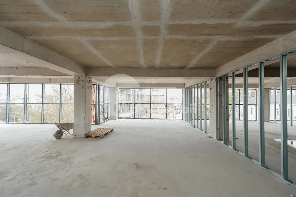 Склад, Чеканы, УЗИНЕЛОР