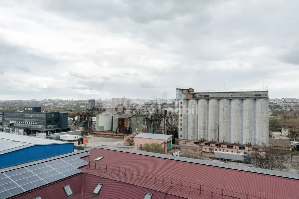 Склад, Чеканы, УЗИНЕЛОР