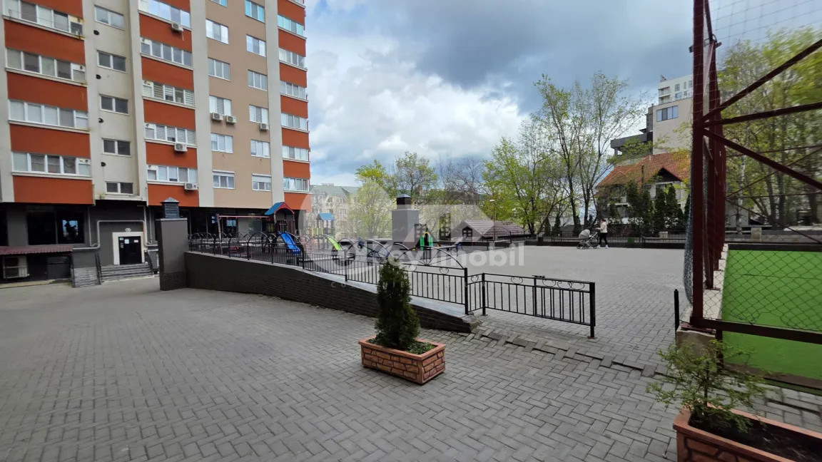 Квартира, Телецентр, КОНСТАНТИН ВЫРНАВ