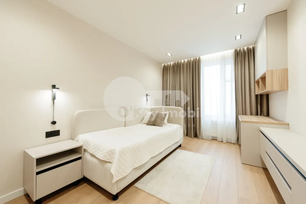 Apartament, Buiucani, IOANA RADU