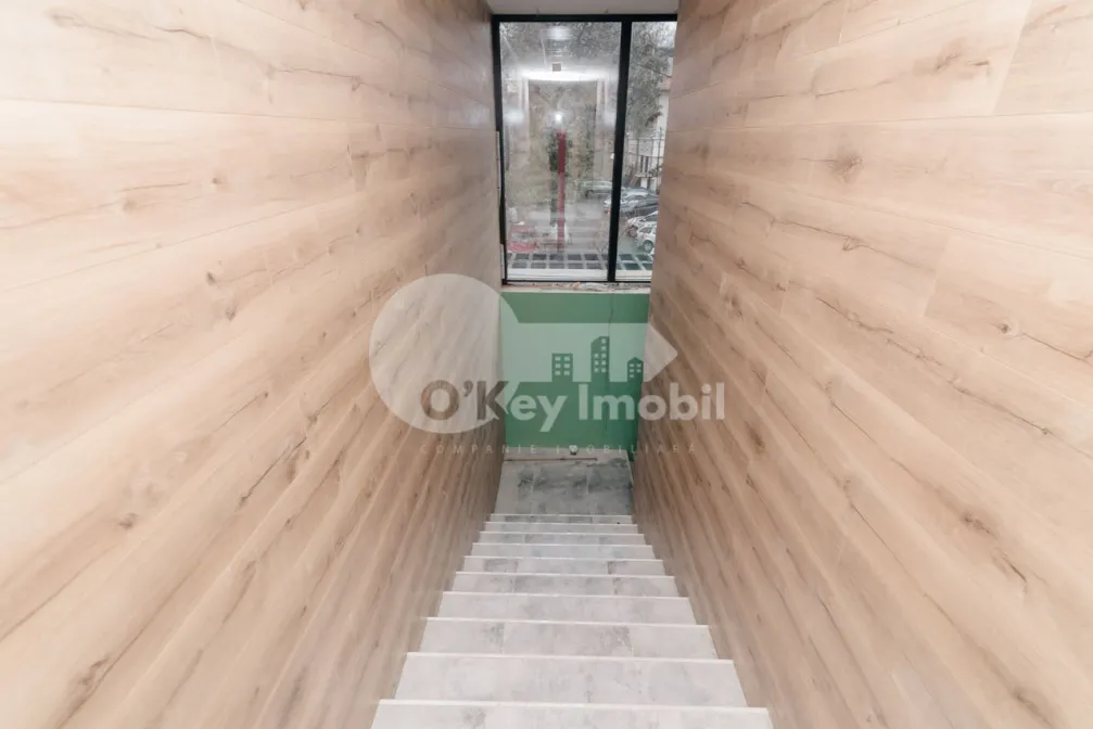 Oficiu, Centru, COLUMNA