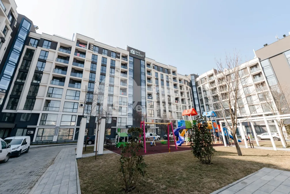 Apartament, Durlești, REGINA ELISABETA