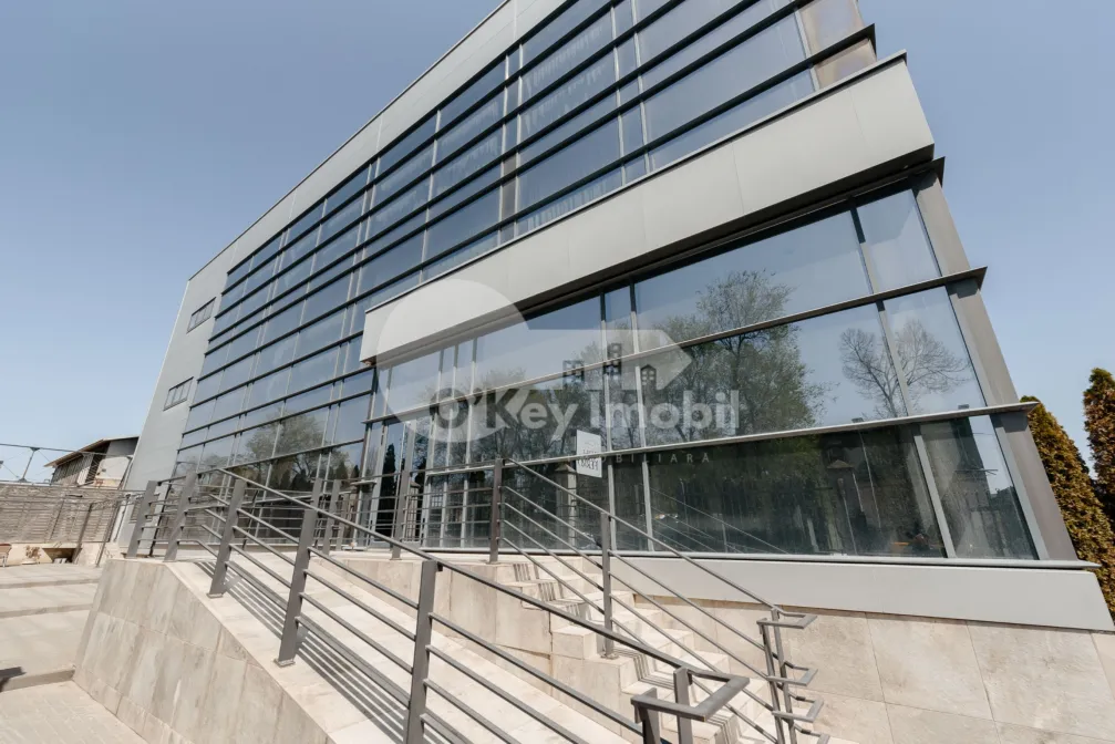 Spațiu comercial, Buiucani, ȘOS. BALCANI